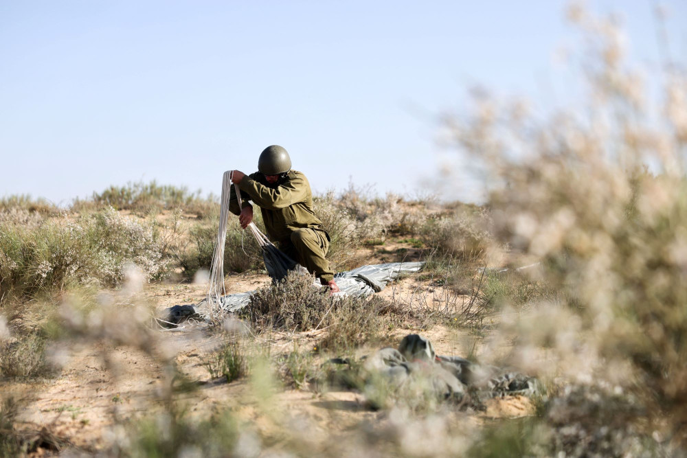 Ισραήλ: στρατός έχει αναπτυχθεί σε «πολλά σημεία» στον Λίβανο - Ισχυρές εκρήξεις στην Τεχεράνη
