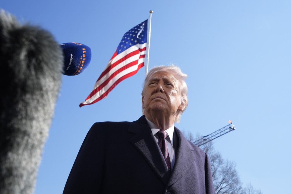 Ντόναλντ Τραμπ: ανοιχτό το ενδεχόμενο «ειρηνικής κατάληψης» της Κούβας - «Συζητούν μαζί μας»