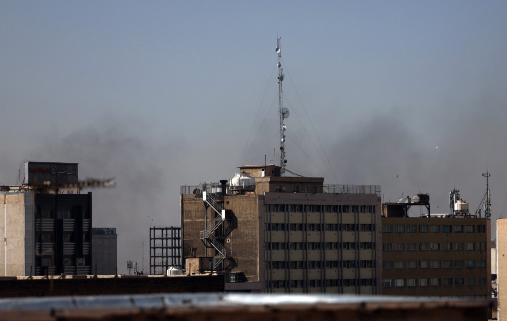 Αποκάλυψη Financial Times: πώς οι ισραηλινές υπηρεσίες γνώριζαν τις κινήσεις του Χαμενεΐ