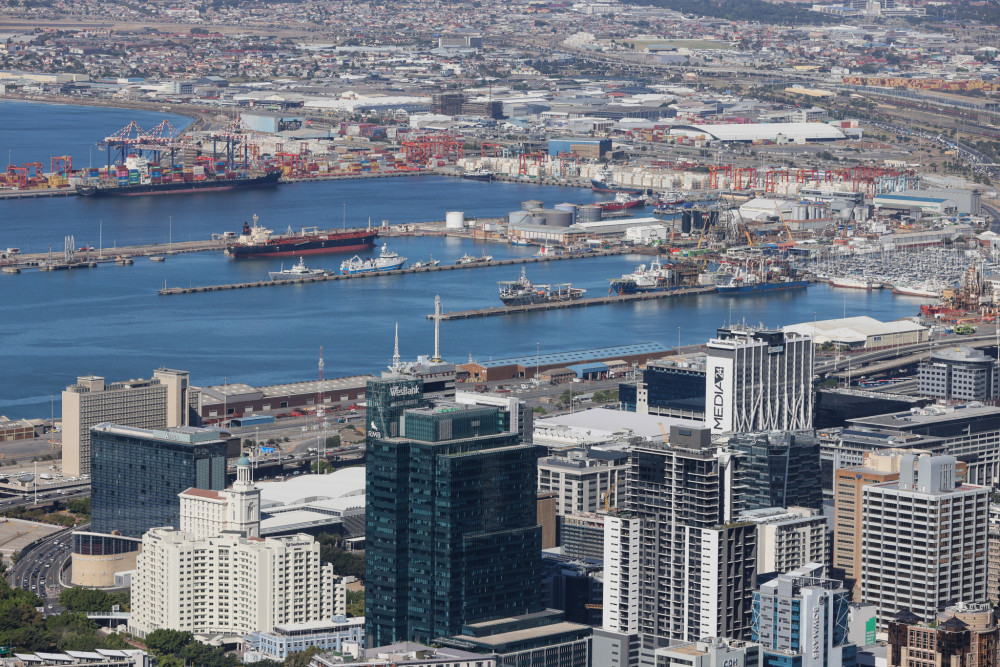 Κρίση στο Ιράν: Το ντόμινο στην αυτοκινητοβιομηχανία και οι επιπτώσεις σε Ευρώπη και Ελλάδα