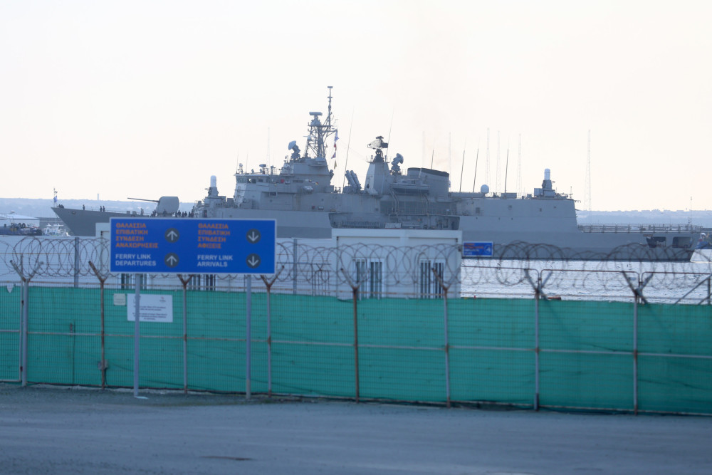 Συναγερμός στην Κύπρο: Ύποπτο αντικείμενο κοντά στις Βρετανικές Βάσεις - Απογειώθηκαν F16