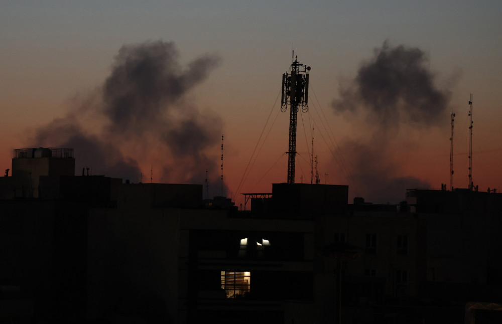 ΗΠΑ: Ιρανικοί πύραυλοι και drones έπληξαν αμάχους στο Μπαχρέιν