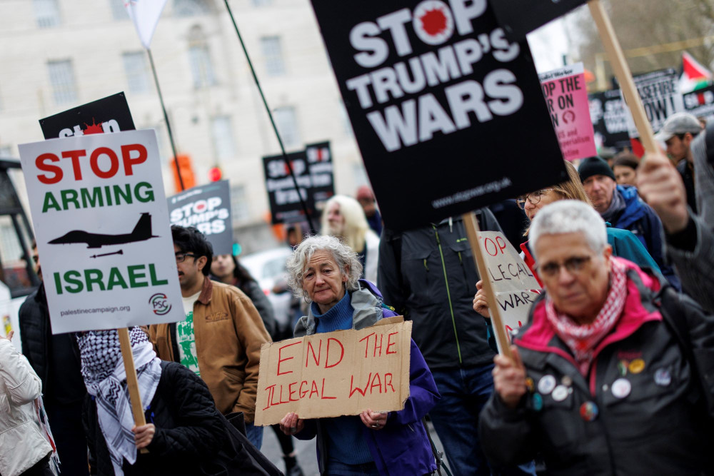 Απαγόρευση πορείας στο Λονδίνο - «Υποστηρικτές του ιρανικού καθεστώτος» οι διοργανωτές