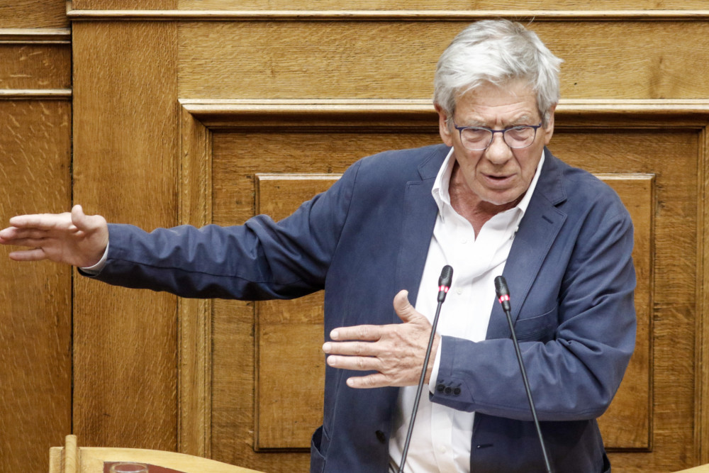 Ο Μπαλαούρας αναλύει τη θέση του ΣΥΡΙΖΑ για τον Σάντσεθ: «Πάμε παρακάτω» (video)