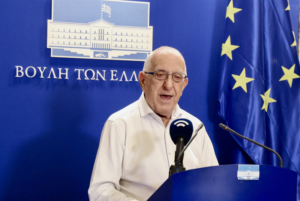 Νικήτας Κακλαμάνης για τους βανδαλισμούς στα γραφεία βουλευτών ΝΔ: «Η Δημοκρατία μας δεν εκβιάζεται»