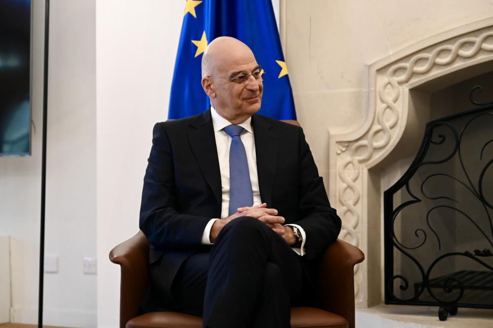 Ο Νίκος Δένδιας συναντήθηκε με τον πρέσβη της Ουκρανίας στο Λονδίνο