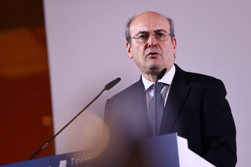 Live οι εργασίες του Athens Alitheia Forum - Χατζηδάκης: Τα fake news υπονομεύουν τη Δημοκρατία