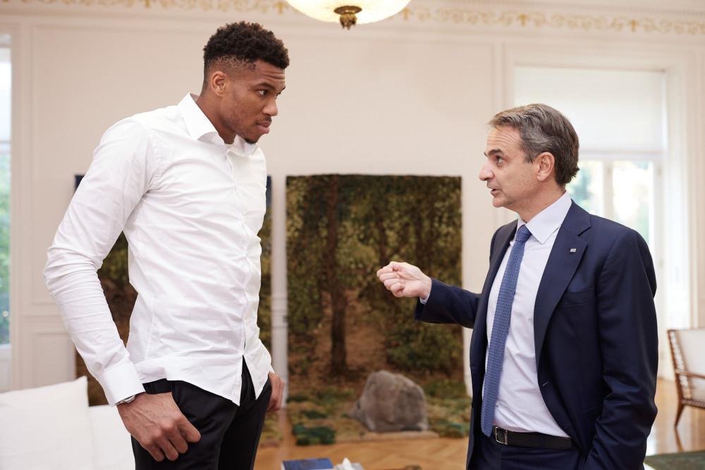 Κυριάκος Μητσοτάκης: «Ο Γιάννης Αντετοκούνμπο ενσαρκώνει τις αξίες της Ευρώπης»