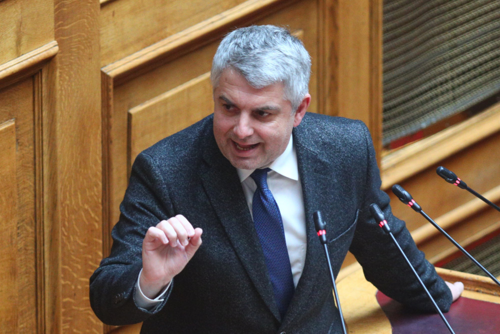 Οδυσσέας Κωνσταντινόπουλος: «Φοβική ηγεσία στο ΠΑΣΟΚ» - Αιχμηρή επίθεση στον Ανδρουλάκη