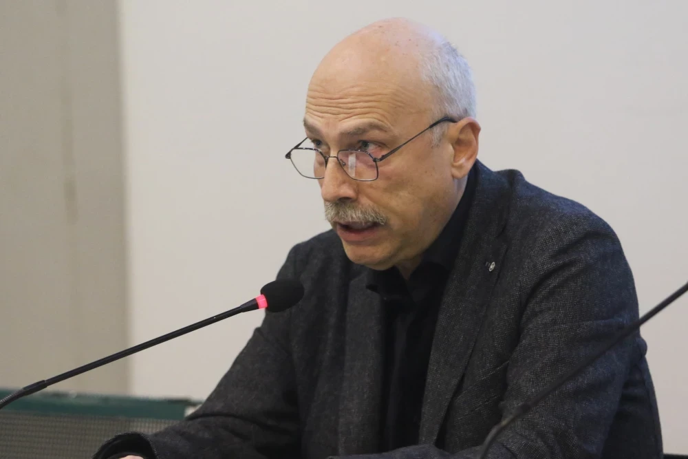 Μαργαρίτης κατά Ανδρουλάκη: Η διαγραφή Κωνσταντινόπουλου ρίχνει λάδι στη φωτιά