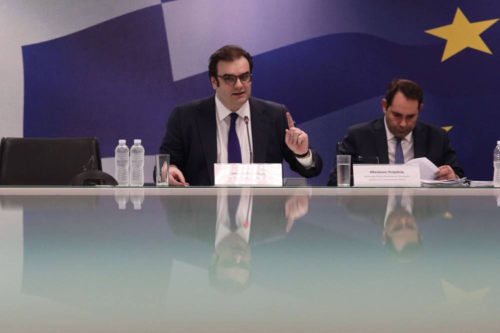 Νομοσχέδιο με σαρωτικές αλλαγές από Πιερρακάκη και Πετραλιά