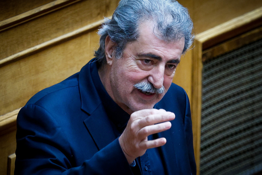 Αδιανόητη ανάρτηση Πολάκη: Σχολιάζει τον ξυλοδαρμό του CEO της CEPAL και προκαλεί