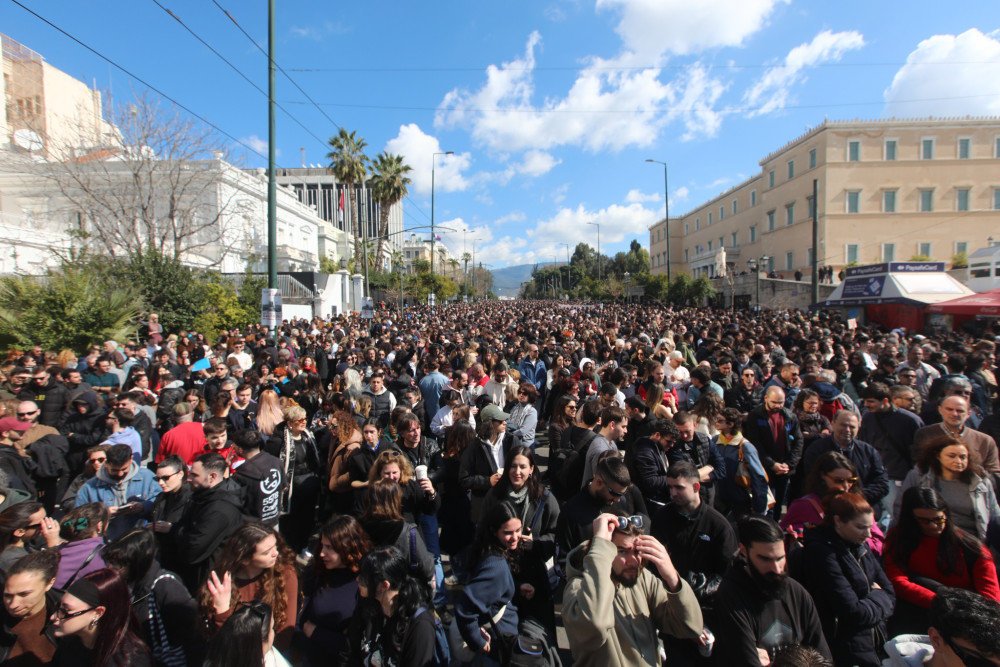 Τέμπη: δίκαιη δίκη, όχι τοξικότητα