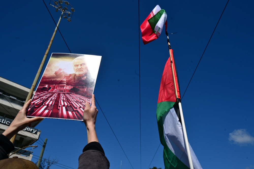 Η Αριστερά και οι… δρόμοι του πουθενά: από τη Χαμάς και τον Μαδούρο στο καθεστώς του Ιράν