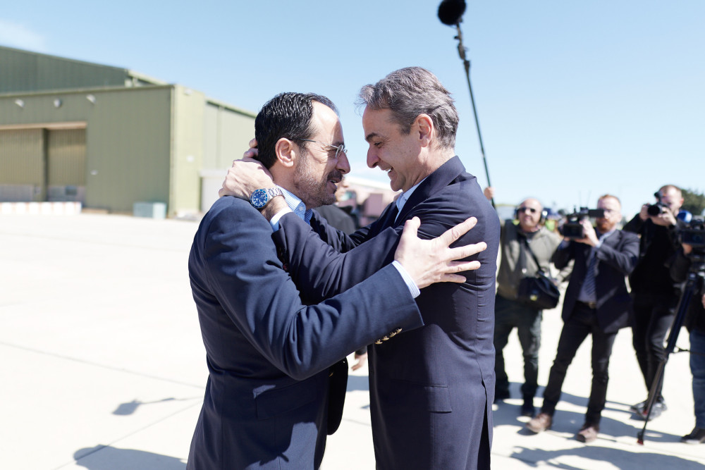 Χάρης Κατσιβαρδάς στο «Μανιφέστο»: Διθύραμβοι από τον κυπριακό Ελληνισμό προς την κυβέρνηση Μητσοτάκη