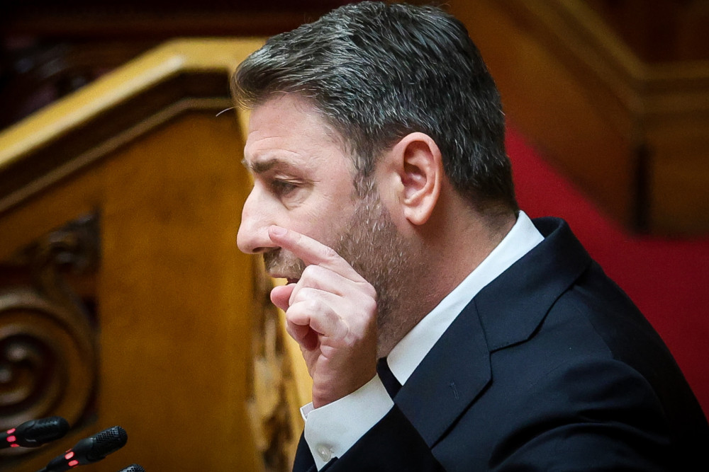 Ισπανική ομελέτα το ΠΑΣΟΚ μετά τη διαγραφή Κωνσταντινόπουλου