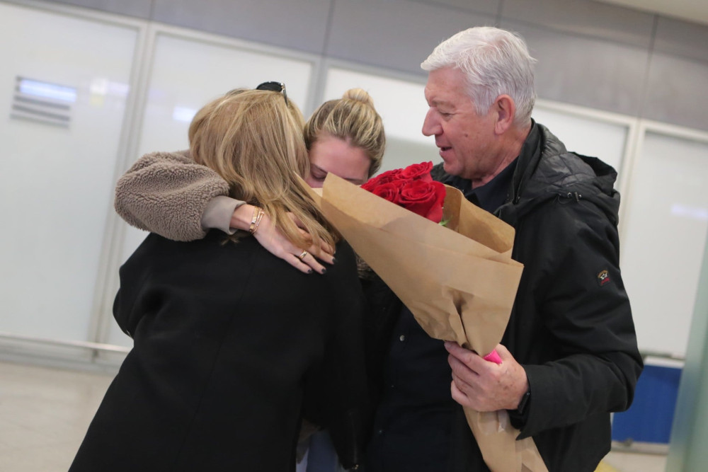 ΥΠΕΞ: Ασφαλής η επιστροφή Ελλήνων από τη Μέση Ανατολή - Σε εξέλιξη ο επαναπατρισμός πολιτών