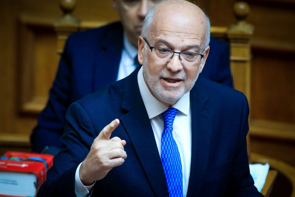 Γιώργος Φλωρίδης: Η κυβέρνηση πληρώνει τοις μετρητοίς αυτούς που πουλάνε ανέξοδο πατριωτισμό