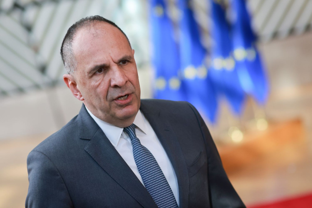 Το ζήτημα της επίθεσης σε πλοία στη Μαύρη Θάλασσα έθεσε στο ΣΕΥ ο Γιώργος Γεραπετρίτης