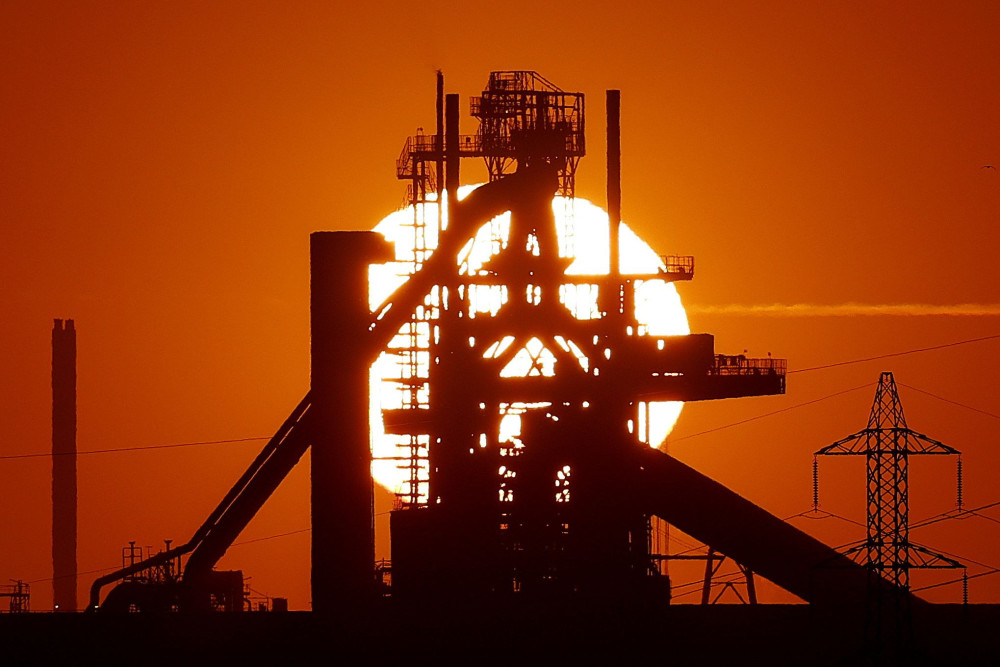 Η αναταραχή στην αγορά πετρελαίου πλήττει και το Ιράν - Επίθεση Λαβρόφ σε Τραμπ για την αγορά ενέργειας
