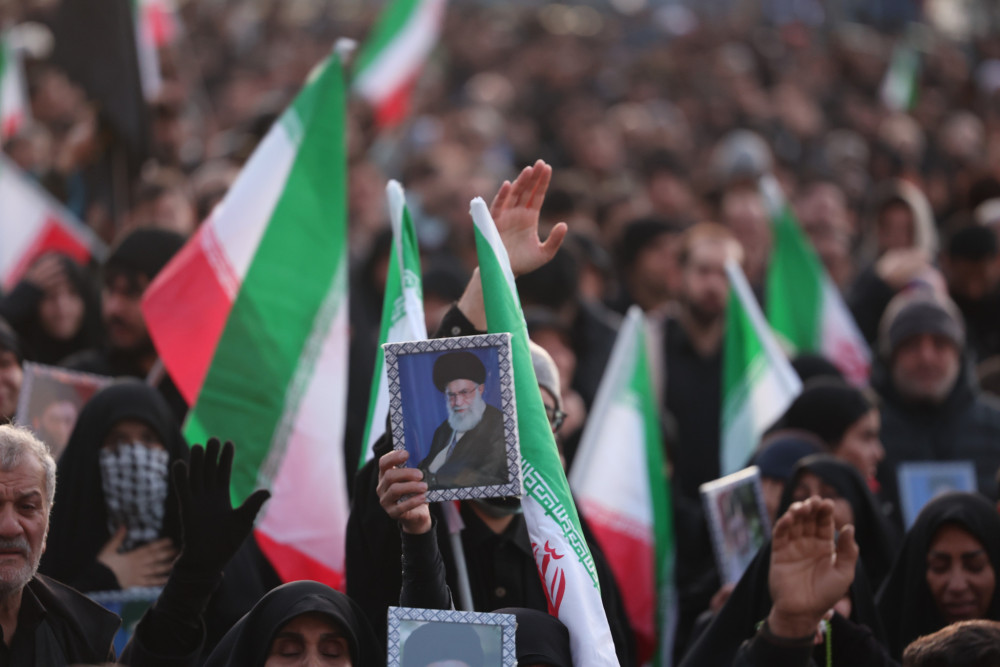 Ανδρέας Ανδριανόπουλος στο «Μανιφέστο»: Μεταξύ Ιράν και αραβικών καθεστώτων