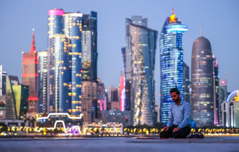 Επίθεση σε ξενοδοχείο στο Ντουμπάι -  Αντιδράσεις του αραβικού κόσμου για τα τυφλά χτυπήματα του Ιράν