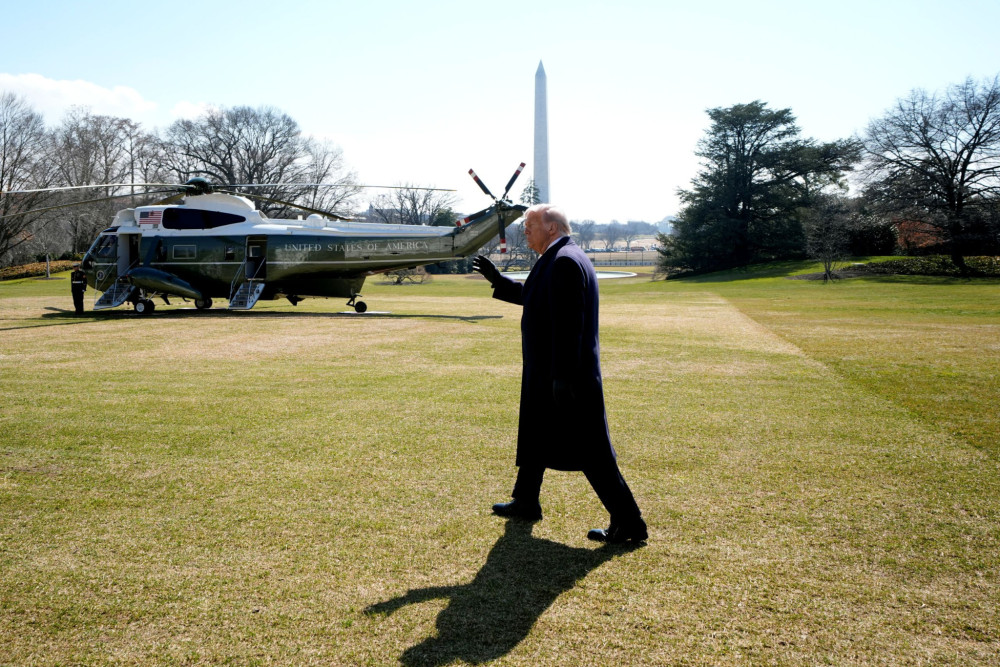 Τραμπ για τον θάνατο Χαμενεΐ: Είμαστε βέβαιοι ότι αυτή είναι μια αληθινή ιστορία