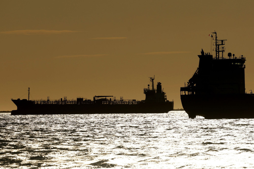 Στα χέρια των Αμερικανών ιρανικό πλοίο στα Στενά του Ορμούζ – Στον αέρα οι διαπραγματεύσεις