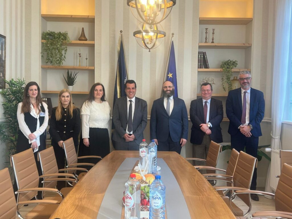 Συνάντηση Πλεύρη με Ευρωπαϊκή Εβραϊκή Ένωση: έμφαση στην ανησυχητική αύξηση αντισημιτικών επιθέσεων