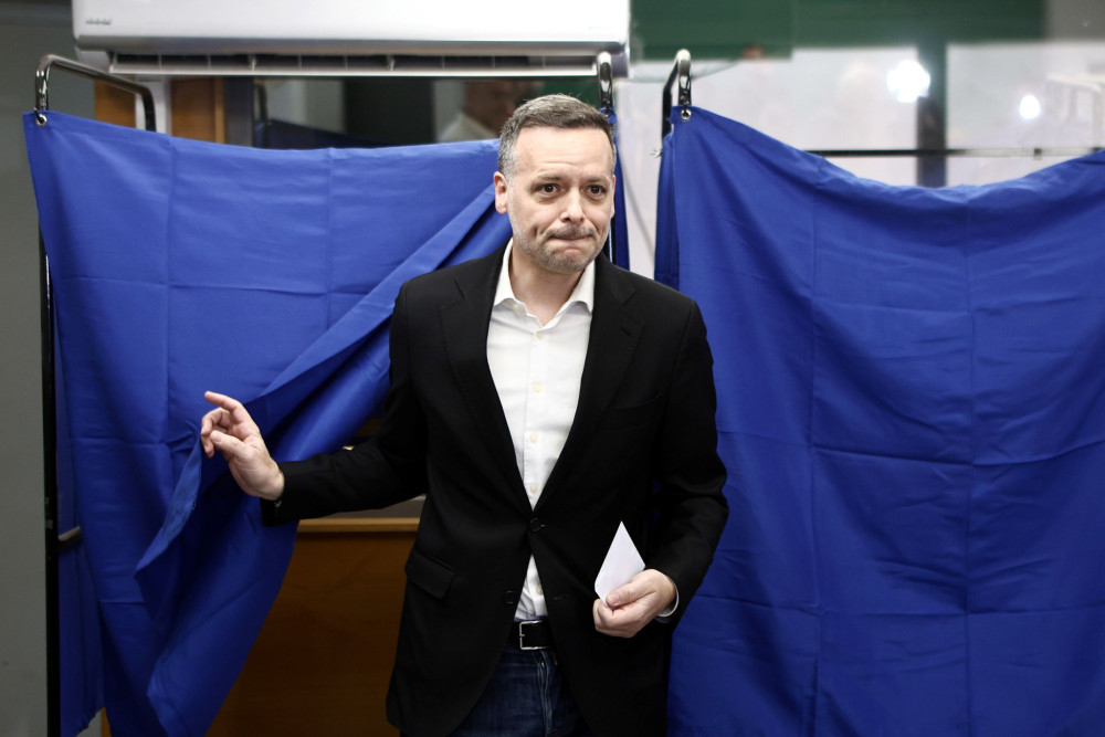 Το πολιτικό φαινόμενο Δούκας: από «άγνωστος γραμματέας», δήμαρχος… και από δήμαρχος, επίδοξος αρχηγός