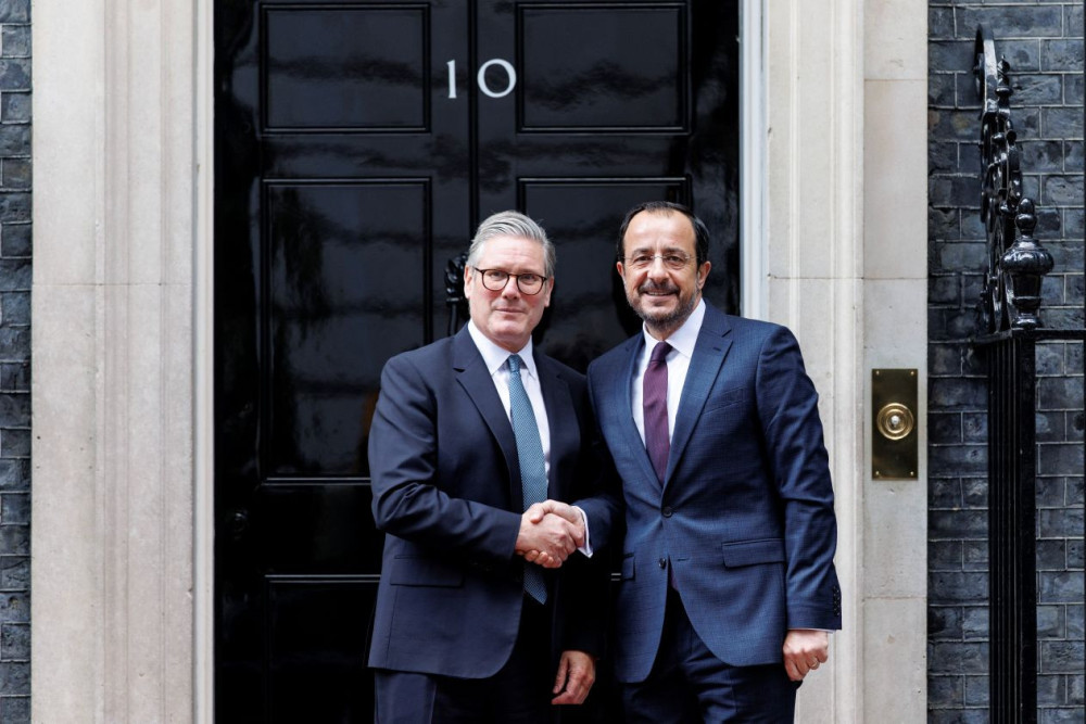 Κιρ Στάρμερ σε Νίκο Χριστοδουλίδη: «Η Κύπρος δεν ήταν στόχος» - Διαψεύδει σενάρια για ιρανικούς πυραύλους