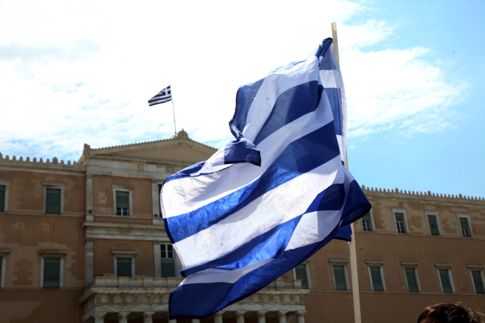 Μήνυμα στις αγορές: Η Ελλάδα σβήνει τα χρέη κι αφήνει πίσω της τον βραχνά των μνημονίων