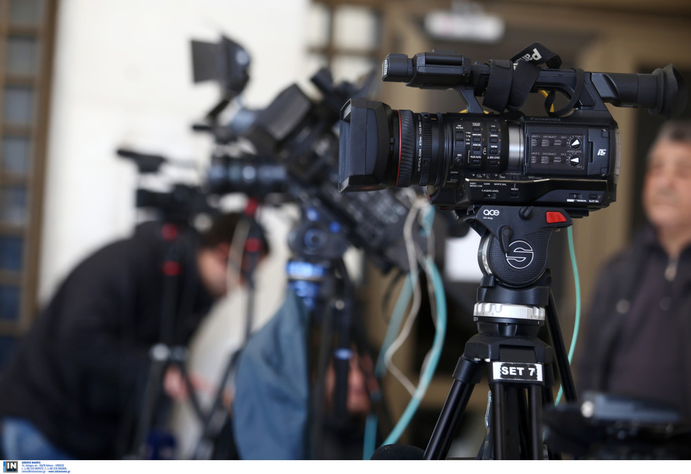 Novartis, ξυλόλια, ΟΠΕΚΕΠΕ: οι σκευωρίες και η ανθρωποφαγία που τρέφουν την τοξικότητα της αντιπολίτευσης