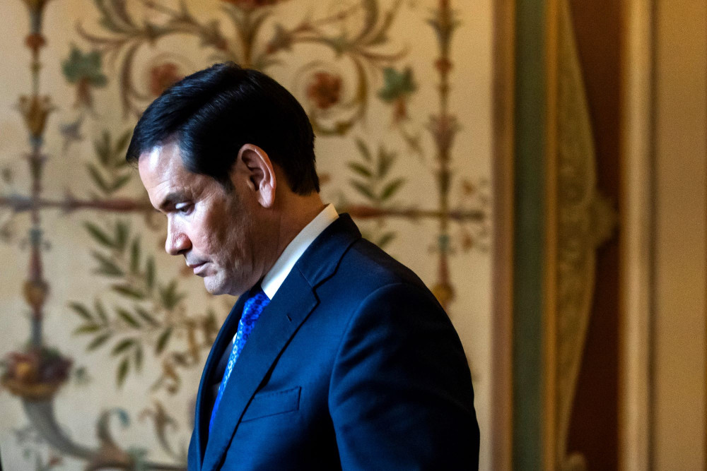 «Βέλη» Ρούμπιο στην Ισπανία: Οι ΗΠΑ ίσως επανεξετάσουν τη συμμετοχή τους στο ΝΑΤΟ