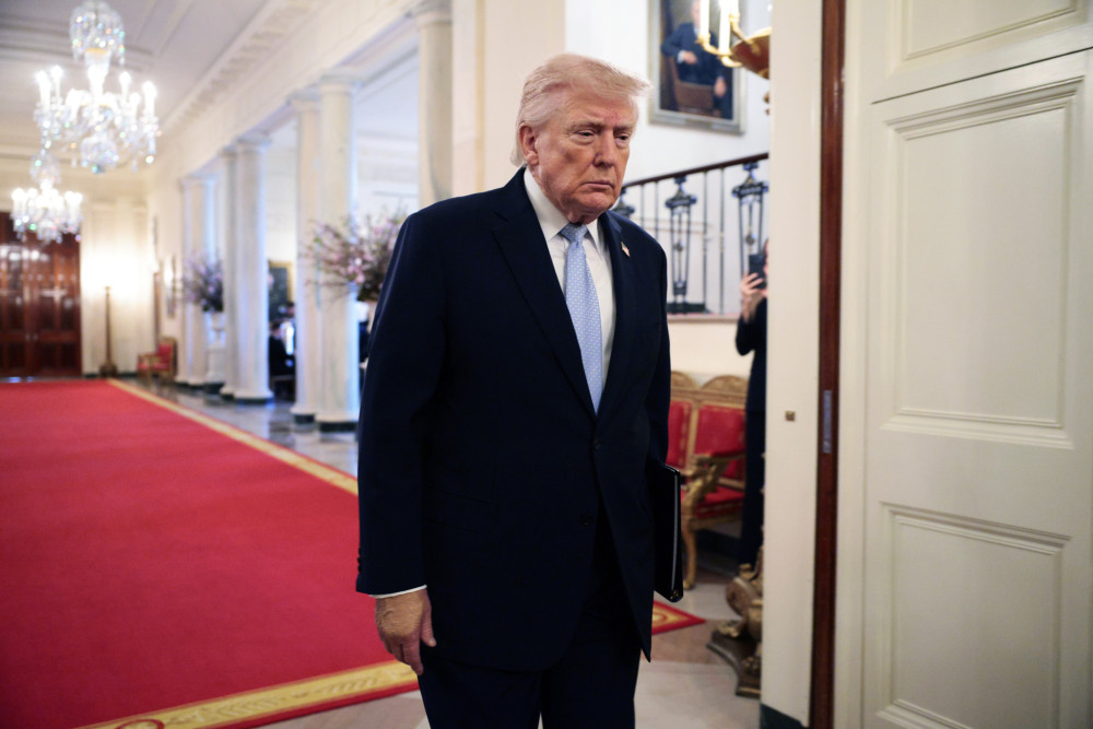 Στο μυαλό του Ντόναλντ Τραμπ - Εξετάζει σενάρια αποστολής χερσαίων δυνάμεων στο Ιράν