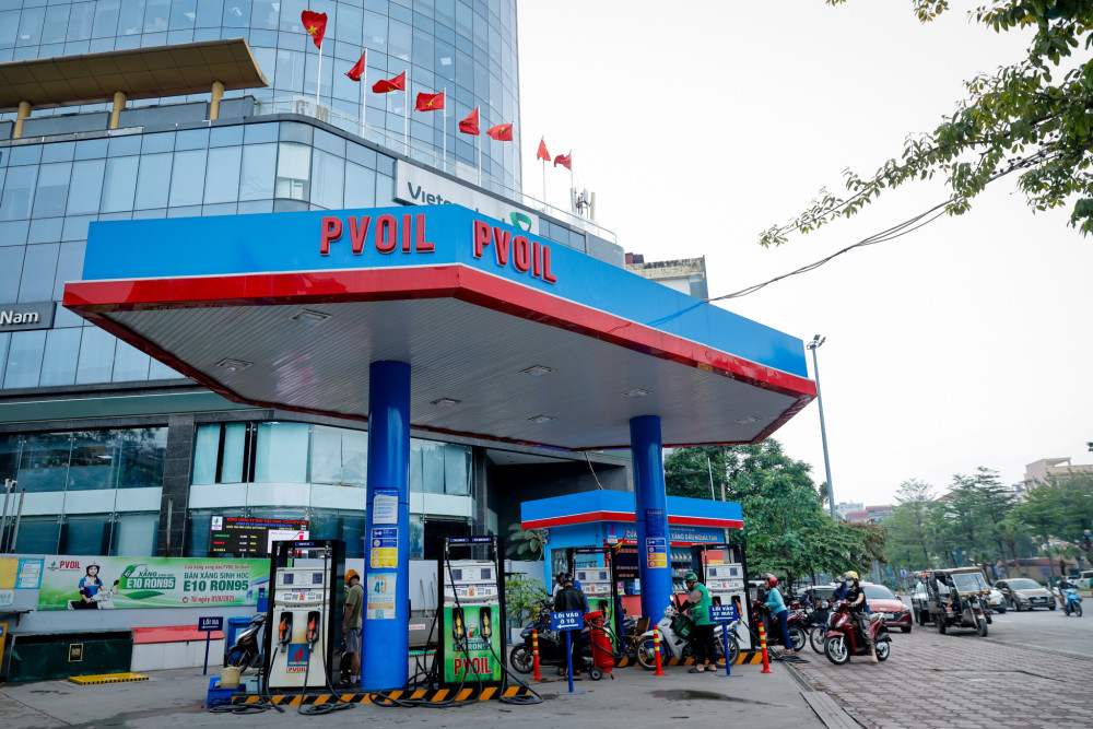 Πτώση τιμών πετρελαίου κάτω από 100 δολάρια - Αλματώδης άνοδος στα ασιατικά χρηματιστήρια