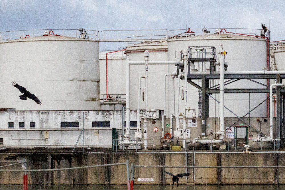 Σήμα αποκλιμάκωσης στη Μέση Ανατολή: Ράλι στις αγορές και «βουτιά» στο πετρέλαιο μετά την εκεχειρία (video)