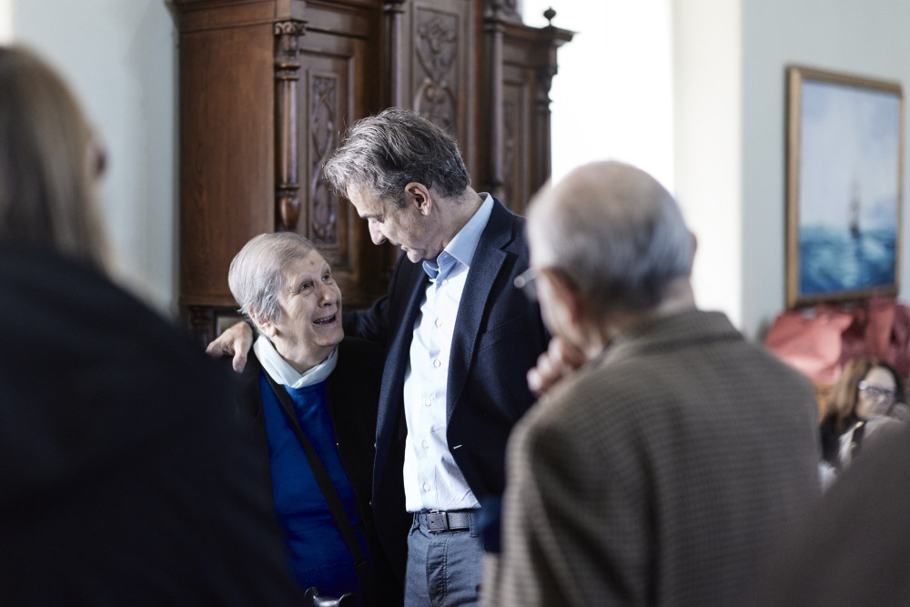 Στο Γηροκομείο Αθηνών ο Κυριάκος Μητσοτάκης: δέσμευση χρηματοδότησης για τα αναγκαία έργα, στόχος να φιλοξενεί 500 άτομα