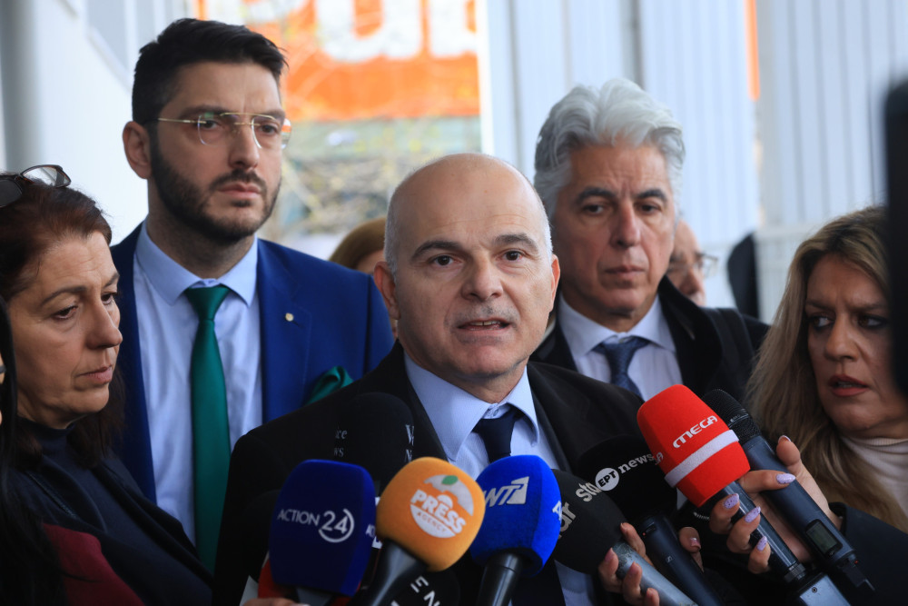 Αντώνης Ψαρόπουλος και Βασίλης Καπερνάρος κατά της Ζωής Κωνσταντοπούλου: «Ντρέπομαι», «είμαι εξοργισμένος»