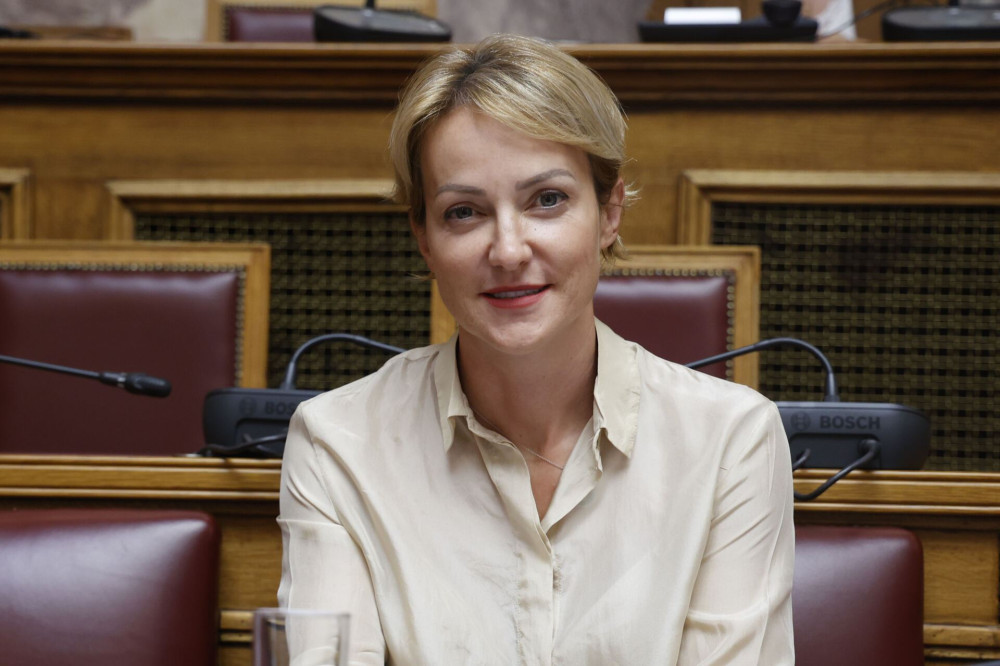 Αλεξάνδρα Σδούκου: Ισχυρότερη οικονομία σημαίνει μεγαλύτερο εισόδημα για τους πολίτες