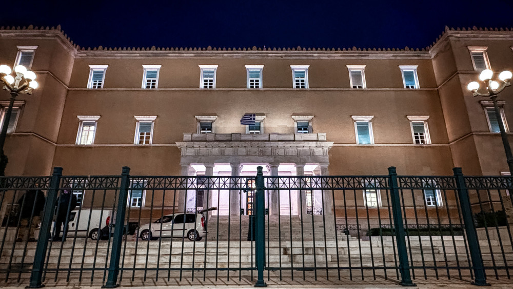 Εκ βαθέων για το βαθύ κράτος