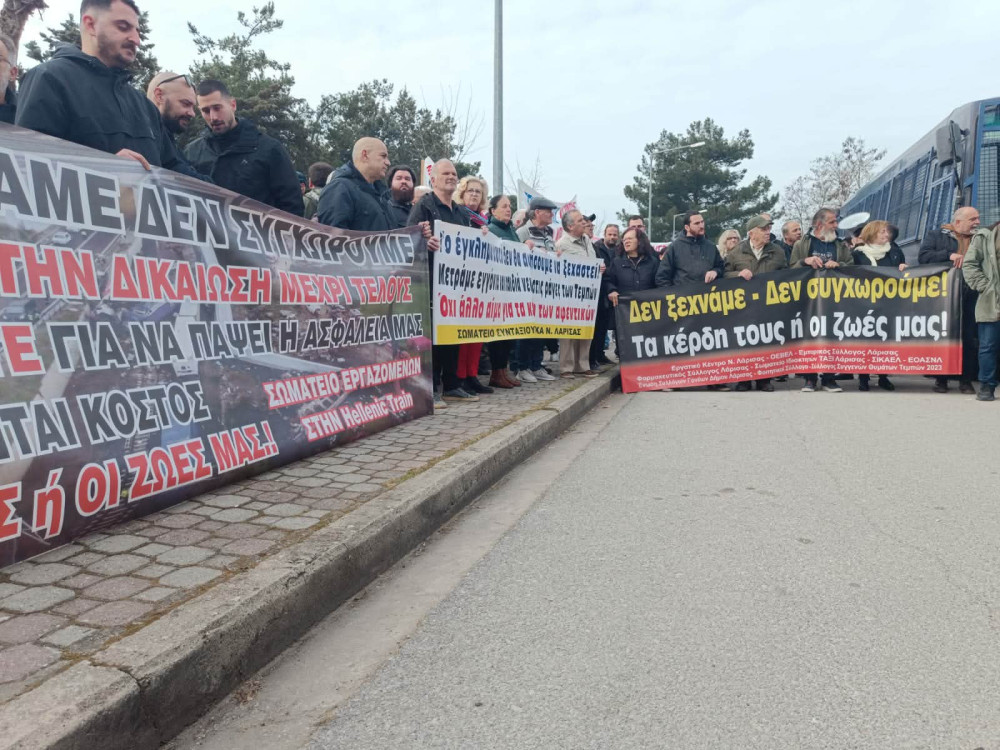 Δίκη Τεμπών: στήνουν λαϊκό δικαστήριο οι «Ροβεσπιέροι»