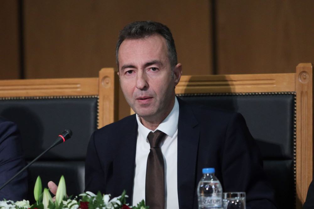 Σεβαστίδης κατά Κωνσταντοπούλου: Επιτομή της χυδαιότητας - Σκοπός της να μαζεύει ψήφους (video)