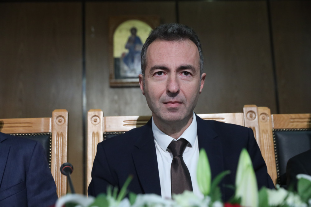 Σόου για τις κάμερες στη δίκη των Τεμπών: δριμύ κατηγορώ Σεβαστίδη