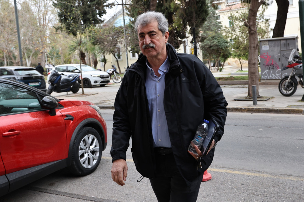 Πολάκης για ΣΥΡΙΖΑ: Πρόσκληση στο «μόρφωμα Τσίπρα», αλλιώς αυτόνομη κάθοδος