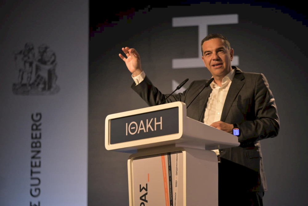 Σε πανικό ο Αλέξης Τσίπρας: χαρακτήρισε «πολιτικό απατεώνα» τον Κυριάκο Μητσοτάκη