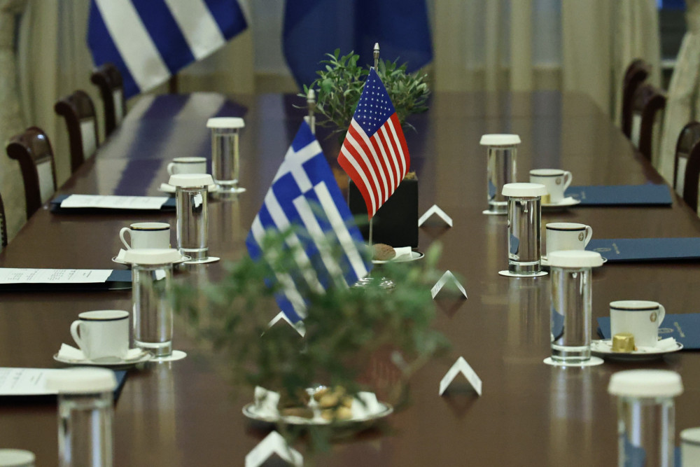 Αμερικανική πρεσβεία: συνεργασία ΗΠΑ και Ελλάδας στον τομέα της μετανάστευσης