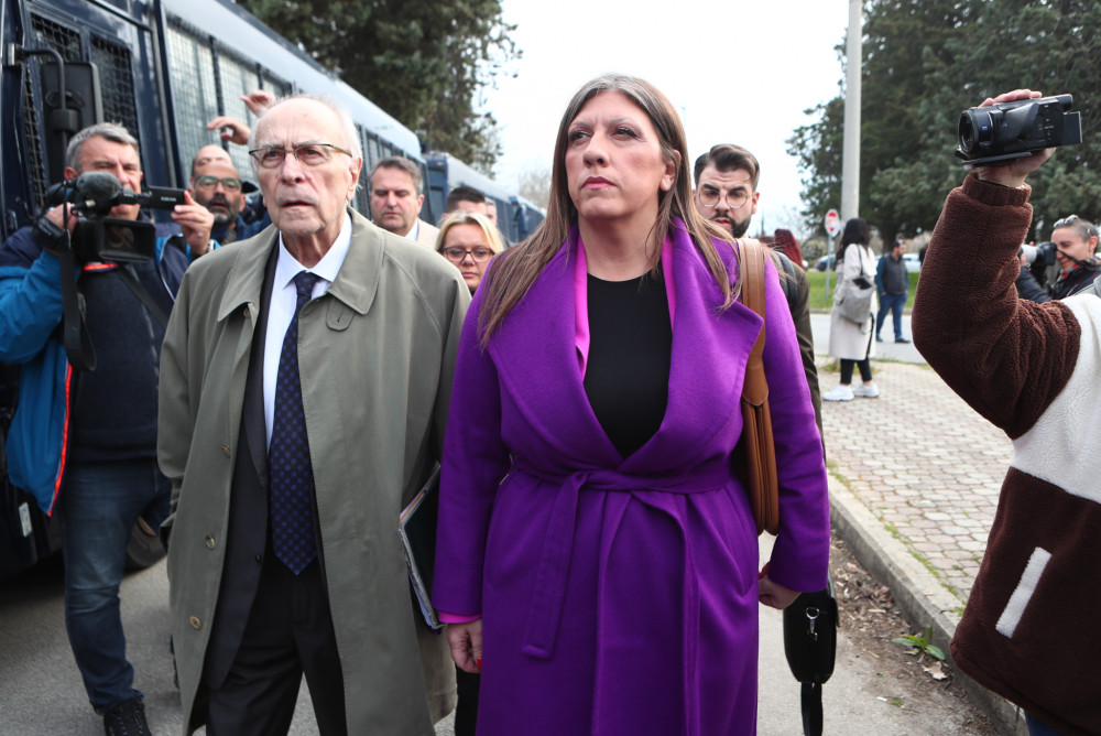 ΕΝΔΕ κατά της «Αγίας Οικογένειας» Κωνσταντοπούλου: Ασύδοτη με τις πλάτες μιντιακού συστήματος