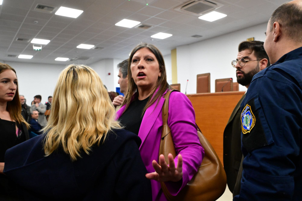 Φλωρίδης για Κωνσταντοπούλου: Κερδοσκοπεί πολιτικά πάνω στη δίκη για τα Τέμπη  (video)