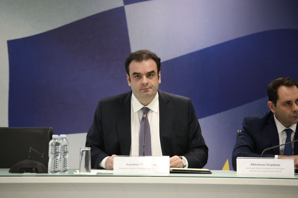 Κυριάκος Πιερρακάκης: Αναδρομικά από 15 Μαρτίου η επιδότηση 15% στα λιπάσματα